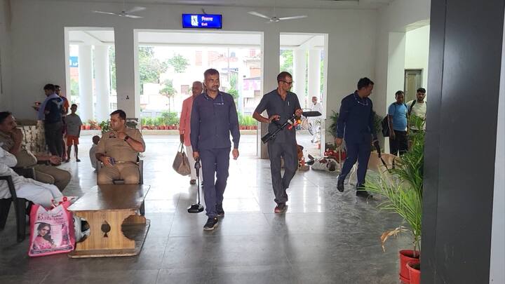 यात्रा को सकुशल संपन्न कराना विभाग की जिम्मेदारी है, यह एक रूटीन चेकिंग है जो आगे भी जारी रहेगी.