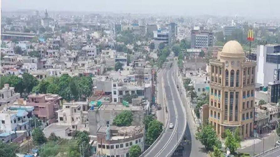 Punjab News: ਪੰਜਾਬ 'ਚ ਮੱਚੀ ਤਰਥੱਲੀ, ਅੰਮ੍ਰਿਤਸਰ ਤੋਂ ਬਾਅਦ ਜਲੰਧਰ 'ਚ ਪਲਾਟ ਮਾਲਕਾਂ ਵਿਰੁੱਧ ਸਖ਼ਤ ਕਾਰਵਾਈ; ਭਰਨਾ ਪਏਗਾ ਮੋਟਾ ਜੁਰਮਾਨਾ; ਜਾਣੋ ਕਿਉਂ ? Punjab News Panic in Punjab, after Amritsar, strict action against plot owners in Jalandhar details inside Punjab News: ਪੰਜਾਬ 'ਚ ਮੱਚੀ ਤਰਥੱਲੀ, ਅੰਮ੍ਰਿਤਸਰ ਤੋਂ ਬਾਅਦ ਜਲੰਧਰ 'ਚ ਪਲਾਟ ਮਾਲਕਾਂ ਵਿਰੁੱਧ ਸਖ਼ਤ ਕਾਰਵਾਈ; ਭਰਨਾ ਪਏਗਾ ਮੋਟਾ ਜੁਰਮਾਨਾ; ਜਾਣੋ ਕਿਉਂ ?