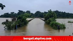 প্রবল বর্ষণে সেতুর উপর দিয়ে বইছে শিলাবতী নদী ! যোগাযোগ বিচ্ছিন্ন হতেই ভোগান্তিতে কয়েক হাজার মানুষ