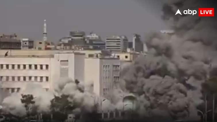 Israel Attack Syria: | Israel carried out major airstrike on Syrian capital Damascus Defense Ministry has been made main target