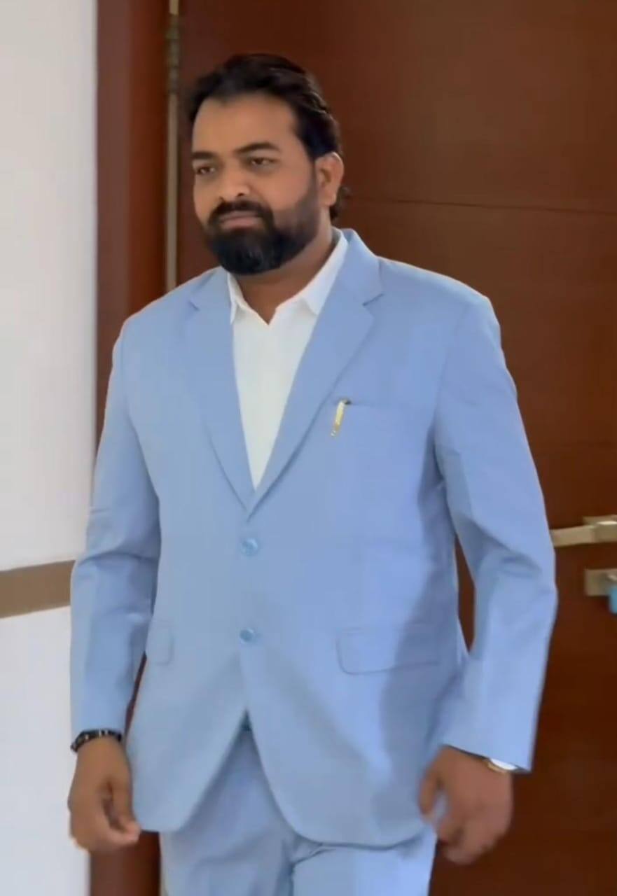 Adilabad Crime News:ఆదిలాబాద్లో మైక్రో ఫైనాన్స్ ముసుగులో భారీ మోసం: 400 మంది నిరుద్యోగులకు కుచ్చుటోపి!