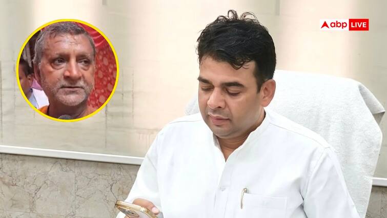 दिल्ली: मुस्लिम बहुल इलाके में बना मंदिर, पुजारी से बोले AAP विधायक चौधरी जुबैर अहमद, 'पंडित जी मैं...' Laxmi Narayan Temple in Muslim majority area Lalmani Shukla on AAP MLA Chaudhary Zubair Ahmad दिल्ली: मुस्लिम बहुल इलाके में बना मंदिर, पुजारी से बोले AAP विधायक चौधरी जुबैर अहमद, 'पंडित जी मैं...'