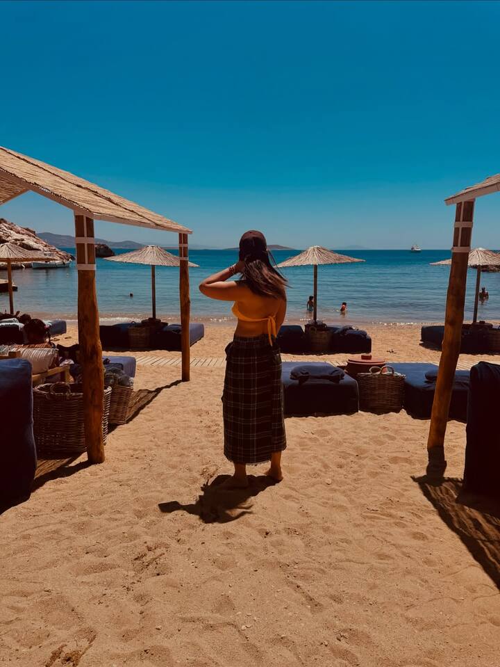 She added text to a group of pictures and wrote a caption “Did a lungi dance in Greece, had fun. must try.”