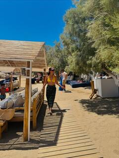 लुंगी में नजर आईं करीना कपूर, हद से ज्यादा खूबसूरती से ओवरलोडेड हो गया इंटरनेट, फैंस बोले- 'तुम्हें कोई हक नहीं बनता...'