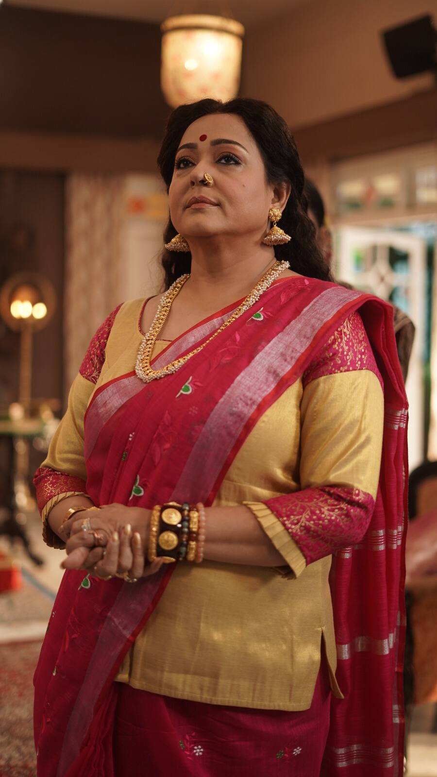 Aparajita Auddy: প্রচন্ড শীতে, জলে ভিজে ১২ রাত শ্যুটিং! এমন পরিস্থিতিতে কেন পড়েছিলেন অপরাজিতা?