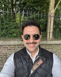 पति राघव चड्ढा के लिए 'वोट' मांग रहीं परिणीति चोपड़ा, पूछा-'मूंछें रहें या जाएं?'