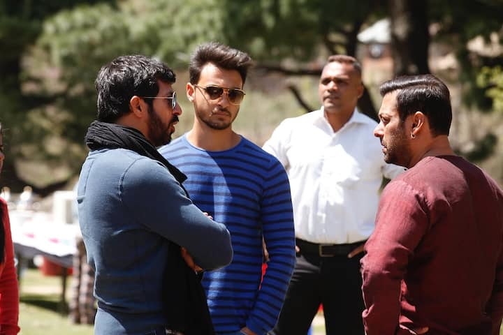 Bajrangi Bhaijaan Turns 10: Aayush Sharma Shares Unseen BTS Pics With Salman Khan, Nawazuddin & Munni The 2015 film Bajrangi Bhaijaan, directed by Kabir Khan, was a massive commercial and critical success and starred Salman Khan in the lead.