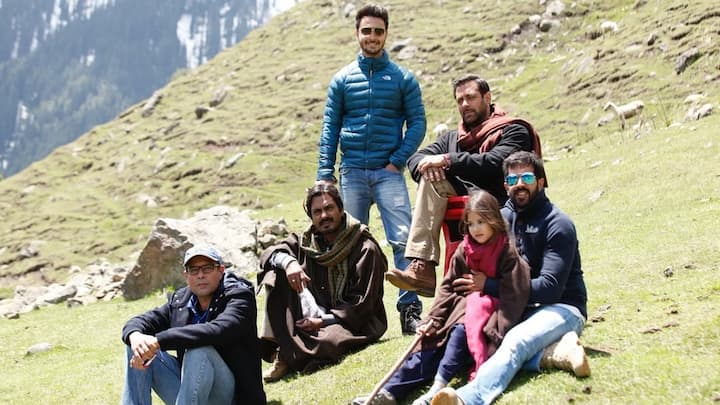 Aayush Sharma marked 10 years since Bajrangi Bhaijaan released by sharing behind-the-scenes pictures from the film's sets.