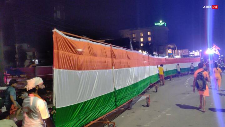 हरिद्वार में इन दिनों कांवड़ यात्रा पूरे शबाब पर है. चारों ओर 