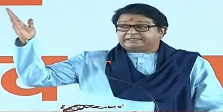 कानाला मराठी समजत नसेल तर कानाखाली बसणारच असा इशारा देखील राज ठाकरे यांनी यावेळी दिला.