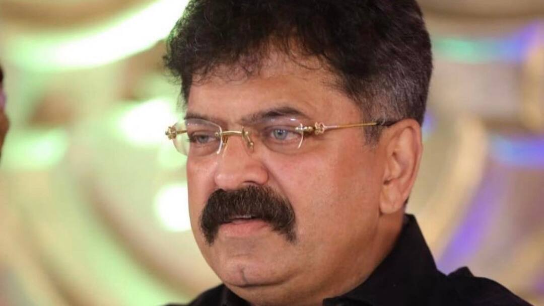 NCP MLA Jitendra Awhad Booked For Obstructing Public Servants During Vidhan Bhavan Protest In Mumbai Mumbai NCP MLA Jitendra Awhad Booked For Obstructing Public Servants During Vidhan Bhavan Protest NCP MLA Jitendra Awhad Booked For Obstructing Public Servants During Vidhan Bhavan Protest In Mumbai