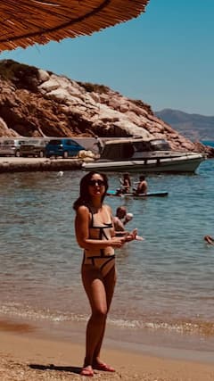 काय सांगता, करिना कपूरनं लुंगी नेसली?