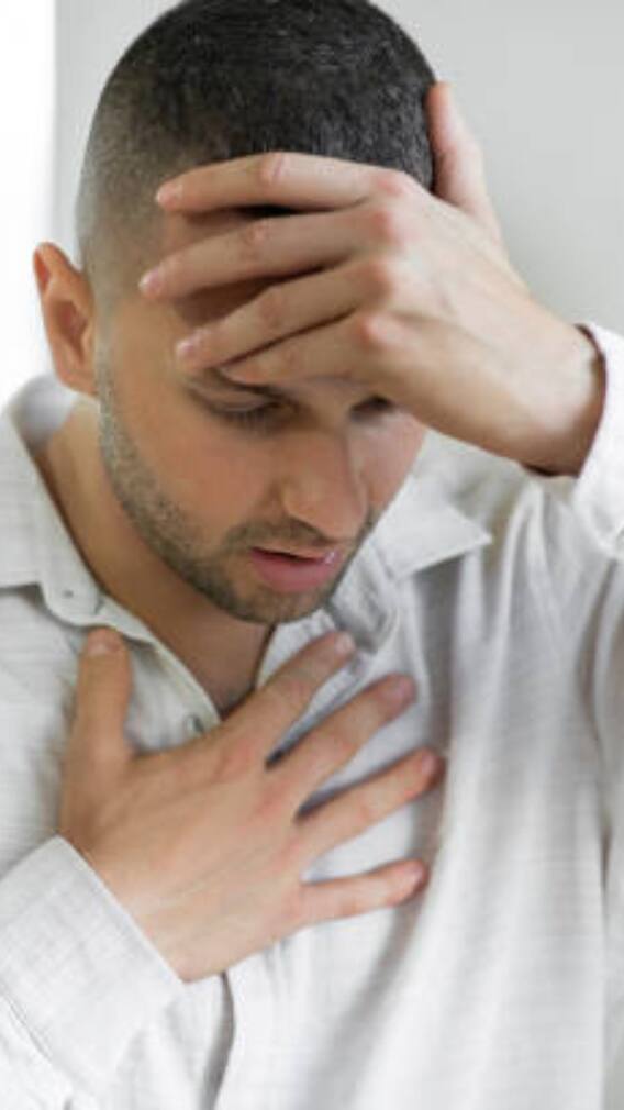 হঠাৎ বুক ধড়ফড়, শ্বাস আটকে আসে ! হার্ট অ্যাটাক নয়, এই জটিল রোগের শিকার আপনি