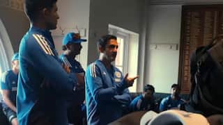 IND vs ENG: लॉर्ड्स में हार के बाद गौतम गंभीर ने सबके सामने इस खिलाड़ी से कही ये बात, ड्रेसिंग रूम का वीडियो हो गया वायरल