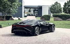 किसके पास है 132 करोड़ रुपये की ये बुगाटी कार? फीचर्स ऐसे कि जानकर उड़ जाएंगे होश