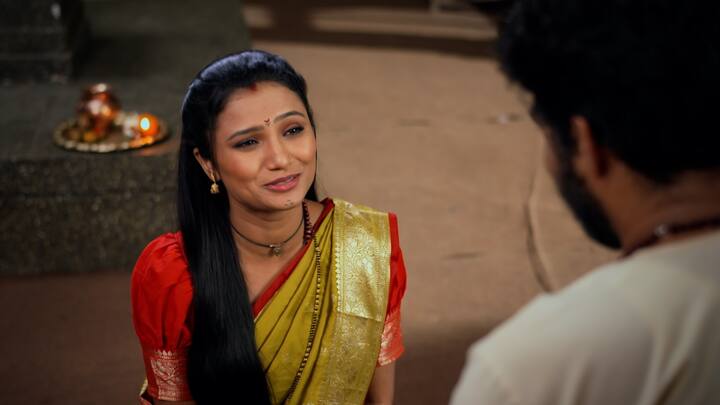 आता इंद्रायणीच्या या निर्णायक पावलामुळे काय वळण घेईल ही परंपरा? पुंडलिकचं आव्हान तिला पार करता येईल का? अधोक्षजला मिळणारं वारसत्व मान्य होईल का? या सर्व प्रश्नांची उत्तरं मालिकेच्या पुढच्या भागांमध्ये मिळणार आहेत.