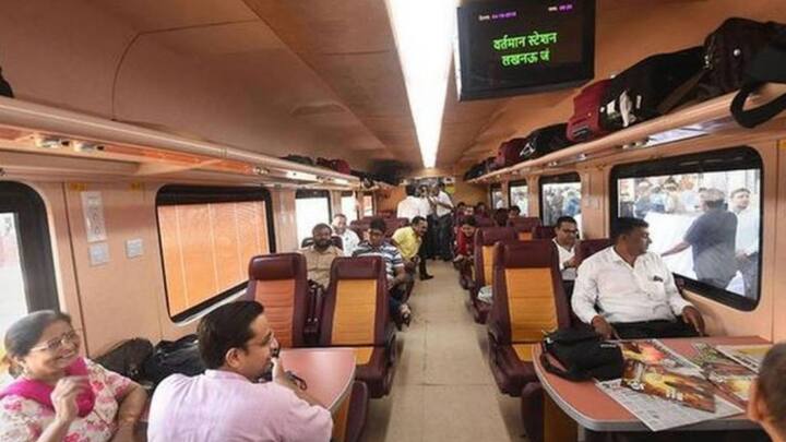 हालांकि ट्रेन के टाइप के हिसाब से टाइमिंग में थोड़ा बदलाव हो सकता है. लेकिन ज्यादातर ट्रेनों में यही नियम फॉलो होता है. चार्जिंग सिस्टम ऑटोमेटिकली ऑफ कर दिया जाता है. ताकि किसी तरह की घटना से बचा जा सके.