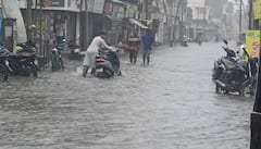 Rajkot Rain: ધોરાજી-ઉપલેટામાં ધોધમાર વરસાદ, રસ્તાઓ પર ફરી વળ્યા પાણી