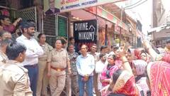 वृंदावन में बिजली मंत्री एके शर्मा का जमकर विरोध, कॉरिडोर हाय-हाय के लगे नारे