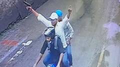 ਹਸਪਤਾਲ 'ਚ ਗੈਂਗਸਟਰ ਕਤਲ ਮਾਮਲੇ 'ਚ 6 ਬਦਮਾਸ਼ ਸ਼ਾਮਲ, ਵਾਰਦਾਤ ਨੂੰ ਅੰਜਾਮ ਦੇ ਹਥਿਆਰ ਲਹਿਰਾਉਂਦੇ ਆਏ ਬਾਹਰ; CCTV ਦੀ ਹੈਰਾਨੀਜਨਕ ਫੁਟੇਜ...