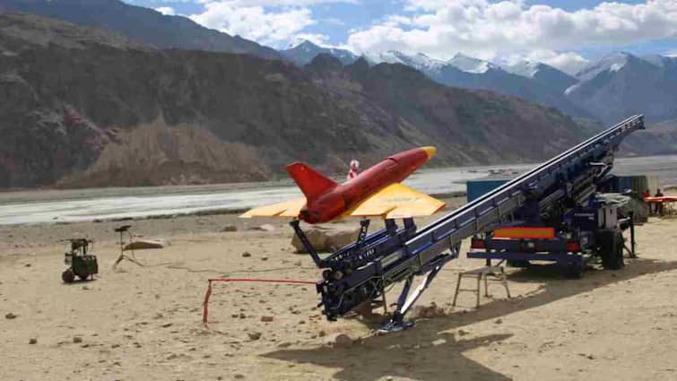 चीन की बढ़ेगी टेंशन भारत ने इस नई मिसाइल का किया सफल परिक्षण, जानें किस तकनीक पर करता है काम और