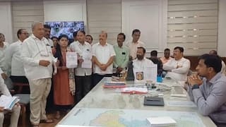 शक्तिपीठ महामार्गाच्या कोणी आडवा आल्यास त्याच्या आडवं उभा राहणार : राजेश क्षीरसागर