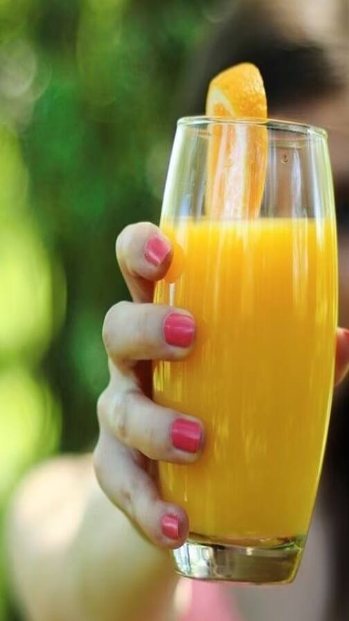 ਰੋਜ਼ ਸਵੇਰੇ ਸੰਤਰੇ ਦਾ ਜੂਸ ਪੀਣ ਨਾਲ ਹੁੰਦੇ ਹੈਰਾਨ ਕਰਨ ਵਾਲੇ ਫਾਇਦੇ