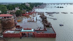Rain Continues Across Uttar Pradesh, Light Showers Expected in 28 Districts Today