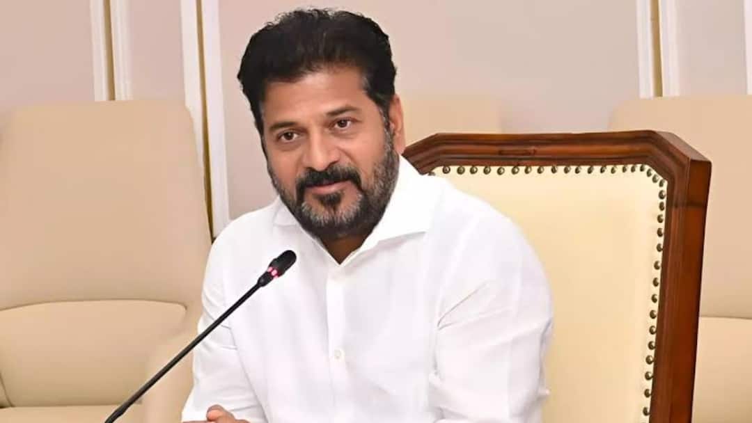 Vice Presidential Election: తెలుగు పార్టీలన్నీ సుదర్శన్ రెడ్డికే మద్దతివ్వాలన్న రేవంత్ - అలాంటి డిమాండే తమిళనాడులో వస్తే ? Revanth urges parties to support Telugu candidate in Vice Presidential Election Vice Presidential Election: తెలుగు పార్టీలన్నీ సుదర్శన్ రెడ్డికే మద్దతివ్వాలన్న రేవంత్ - అలాంటి డిమాండే తమిళనాడులో వస్తే ?