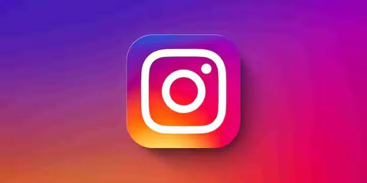 ફેસબુક, થ્રેડ્સ અને એક્સ (પહેલાનું ટ્વિટર) જેવા સોશિયલ મીડિયા પ્લેટફોર્મ પર એક સ્ક્રીનશોટ વાયરલ થઈ રહ્યો છે જેમાં ઇન્સ્ટાગ્રામના રીલ્સ વિભાગમાં 'ઓટો સ્ક્રોલ'નો એક નવો વિકલ્પ દેખાય છે. તેમાં એવું પણ લખ્યું છે કે આ એક 