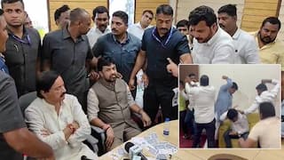 अखिल भारतीय छावा संघटनेचं कोकाटेंच्या राजीनाम्यासाठी तटकरेंना निवेदन, टेबलावर पत्ते फेकले; थोड्याच वेळात राष्ट्रवादीच्या कार्यकर्त्यांकडून निवेदन देणाऱ्यांना मारहाण