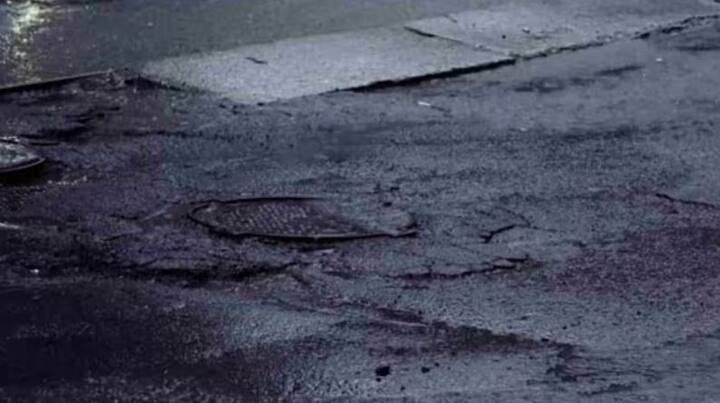 ਜੇਕਰ ਤੁਸੀਂ ਵੀ ਇਸ ਐਪ 'ਤੇ ਸ਼ਿਕਾਇਤ ਦਰਜ ਕਰਵਾਉਣਾ ਚਾਹੁੰਦੇ ਹੋ, ਤਾਂ ਪਹਿਲਾਂ ਆਪਣੇ ਮੋਬਾਈਲ 'ਤੇ ਸਮੀਰ ਐਪ ਡਾਊਨਲੋਡ ਅਤੇ ਇੰਸਟਾਲ ਕਰੋ। ਇਸ ਤੋਂ ਬਾਅਦ, ਐਪ ਖੋਲ੍ਹੋ ਅਤੇ 