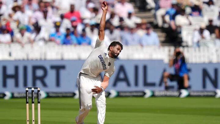 टीम इंडियासाठी आगामी दोन कसोट्या निर्णायक असणार आहेत.