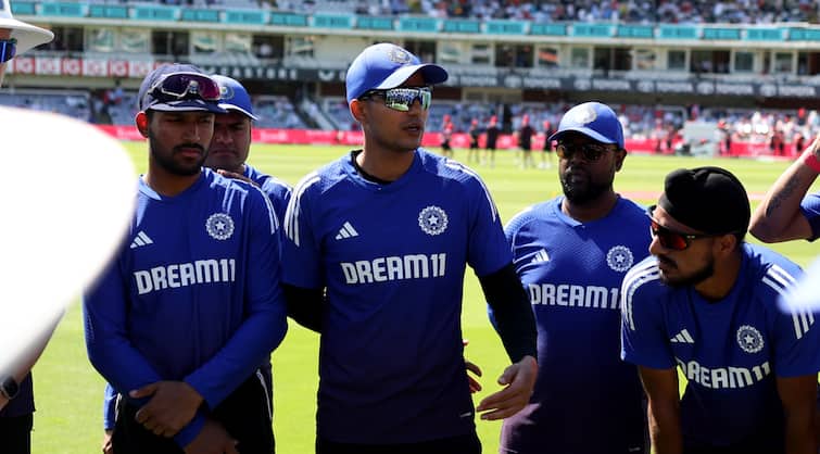 ind vs eng 4th test bad news for shubman gill led team india in do or die match as arshdeep singh ruled out suspense on akash deep IND vs ENG 4th Test: 'करो या मरो' मुकाबले से पहले शुभमन गिल एंड टीम को लगा बड़ा झटका, ये खिलाड़ी हुआ बाहर