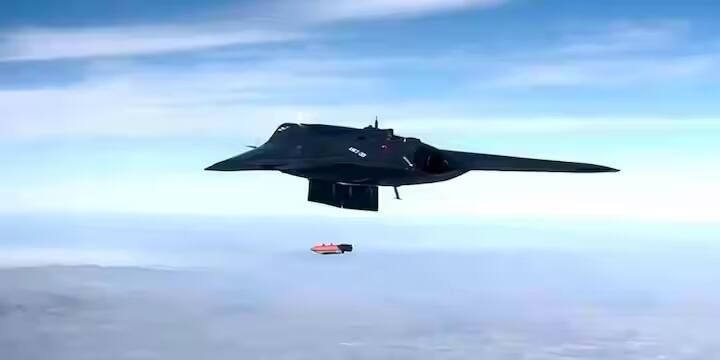 વીરા ડાયનેમિક્સના સીઈઓ સાઈ તેજાએ જણાવ્યું હતું કે આ ટેકનોલોજી ટૂંક સમયમાં અંતિમ પરીક્ષણ તબક્કામાં પહોંચશે અને 2025 ના અંત સુધીમાં તેને ભારતીય નૌકાદળના કાફલામાં સામેલ કરી શકાય છે. યુદ્ધ દરમિયાન, દુશ્મન સામાન્ય રીતે પહેલા રડાર વડે ડ્રોનની હાજરી શોધી કાઢે છે અને પછી ઇન્ફ્રારેડ માર્ગદર્શન દ્વારા તેને નિશાન બનાવે છે.