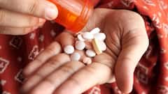 আপনার কেনা ওষুধ আসল না নকল, কেনার সময় কীভাবে চিনবেন ? 