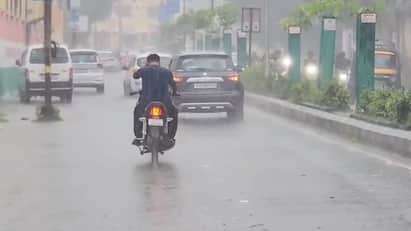 Gujarat Rain: ગુજરાતમાં હાલ છૂટાછવાયા વરસાદી ઝાપટાં વરસી રહ્યા છે, ત્યારે હવામાન વિભાગે આગામી 6 દિવસ માટે, એટલે કે 27 જુલાઈ, 2025 સુધી, હળવાથી ભારે વરસાદની આગાહી કરી છે.