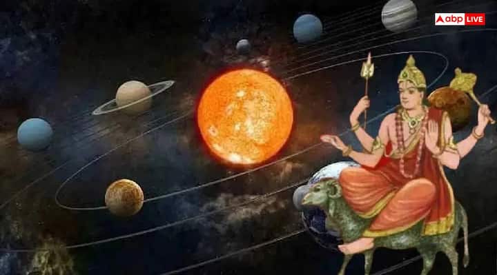 23 जुलाई को सुबह करीब 8 बजकर 50 मिनट पर मंगल सूर्य के उत्तराफाल्गुनी नक्षत्र में प्रवेश कर जाएंगे और 13 अगस्त 2025 तक इसी नक्षत्र में रहेंगे. इस दौरान कई राशियों को शुभ फल मिलेंगे.