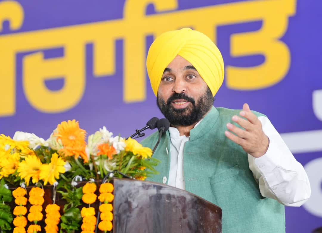 Bhagwant Mann's big statement on Bikram Majithia Case know full details ਜਦੋਂ ਮਗਰਮੱਛ ਫੜਿਆ ਤਾਂ ਸਾਰੇ ਮਿਲ ਕੇ ਕਹਿੰਦੇ ਇਹ ਗ਼ਲਤ ਕਾਰਵਾਈ, ਪਰ ਹੁਣ ਅਸੀਂ ਤਾਂ ਘਰ 'ਤੇ ਵੀ ਬੁਲਡੋਜ਼ਰ ਚਲਾਵਾਂਗੇ, ਭਗਵੰਤ ਮਾਨ ਦਾ ਵੱਡਾ ਬਿਆਨ