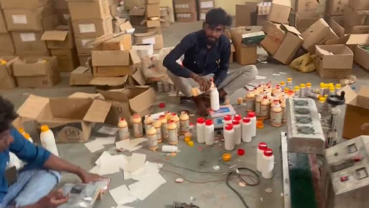 मुदतबाह्य कीटकनाशके नव्या बॉटलमध्ये टाकून विक्री? अकोला जिल्हा कृषी विभागाची मोठी कारवाई