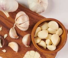 लीवर को रखना है स्वस्थ तो खाएं ये चीजें, बढ़ापे में भी नहीं होगा खराब!