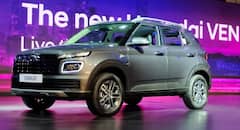 New Gen Hyundai Venue: அப்க்ரேடட் டேஷ்போர்டில் மிரட்டும் வென்யு - லெவல் 2 ADAS, 16 இன்ச் அலாய் வீல்கள் - புதிய தலைமுறை ரெடி