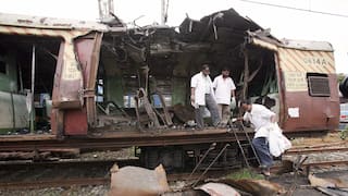 Mumbai 2006 Blast Case: 11 मिनिटांत 7 कुकर बॉम्बचा स्फोट, प्रेतांची रास रचली गेली, 'त्या' संध्याकाळी मुंबईत काय घडलं होतं?