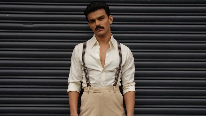 Now talk about their net worth, according to the report of Bollywood wedding, Veer has a net worth of 50 lakhs.