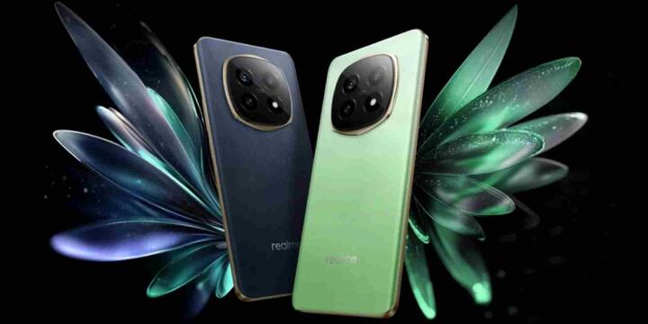 Realme P3 Pro उन कुछ गिने-चुने फोन्स में शामिल है जो 20,000 रुपये के अंदर शानदार Quad-Curved EdgeFlow डिस्प्ले के साथ आता है. इसमें 6.78-इंच की 1.5K रेजोल्यूशन वाली स्क्रीन दी गई है जो 120Hz रिफ्रेश रेट सपोर्ट करती है. इसका लुक और विजुअल एक्सपीरियंस काफी प्रीमियम है. खास बात यह है कि यह IP66/IP68/IP69 जैसी दमदार रेटिंग्स के साथ आता है जो इस प्राइस सेगमेंट में मुश्किल से देखने को मिलती है.