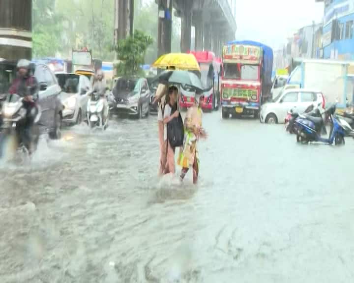 આ આગાહી મુજબ, ગુજરાતના ઘણા જિલ્લાઓમાં હળવાથી ભારે વરસાદની સંભાવના વ્યક્ત કરવામાં આવી છે.