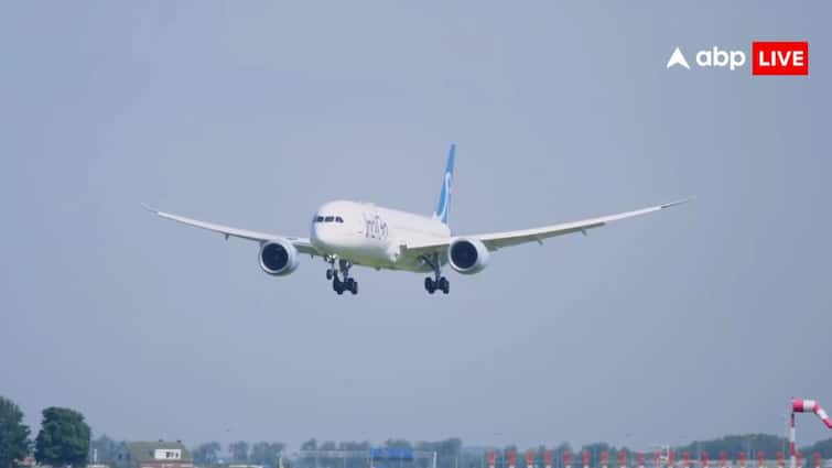 Tirupati to Hyderabad IndiGo flight forced to return after suffering technical glitch all passengers are safe क्या हुआ ऐसा? इंडिगो का प्लेन 40 मिनट तक हवा में चक्कर काटता रहा, अटकी रहीं लोगों की सांसें