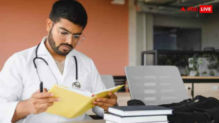 NEET PG 2025 सिटी इंटिमेशन स्लिप जारी, जानिए कैसे और कहां कर सकते हैं डाउनलोड