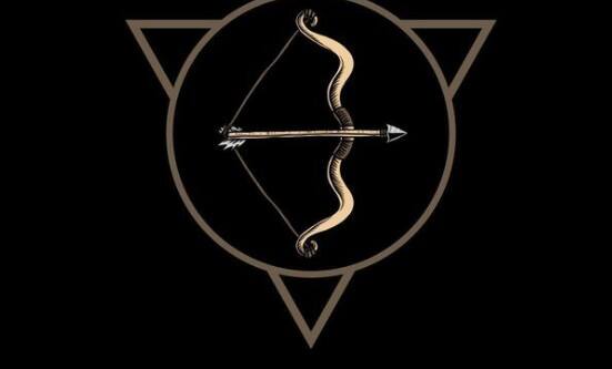 ਧਨੁ ਰਾਸ਼ੀ ਤੁਹਾਨੂੰ ਪੜ੍ਹਾਈ, ਯਾਤਰਾ ਜਾਂ ਅਧਿਆਤਮਿਕ ਕੰਮ ਵਿੱਚ ਵੱਡੀ ਸਫਲਤਾ ਮਿਲੇਗੀ। ਵਿੱਤੀ ਲਾਭ ਦੇ ਨਵੇਂ ਰਸਤੇ ਖੁੱਲ੍ਹਣਗੇ ਅਤੇ ਤੁਹਾਡੀ ਵਿੱਤੀ ਸਥਿਤੀ ਮਜ਼ਬੂਤ ਹੋਵੇਗੀ। ਤੁਸੀਂ ਪਰਿਵਾਰ ਅਤੇ ਦੋਸਤਾਂ ਨਾਲ ਖੁਸ਼ੀ ਦੇ ਪਲ ਬਿਤਾਓਗੇ। ਲੋਕ ਤੁਹਾਡੀ ਬੁੱਧੀ ਅਤੇ ਬੁੱਧੀ ਦੀ ਪ੍ਰਸ਼ੰਸਾ ਕਰਨਗੇ, ਅਤੇ ਸਮਾਜਿਕ ਸਤਿਕਾਰ ਵਧੇਗਾ।