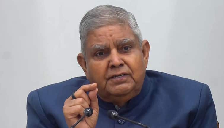 Jagdeep Dhankhar Resigns: उपराष्ट्रपति जगदीप धनखड़ ने दिया इस्तीफा